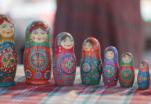 День русской матрешки и День мандаринок: яркие праздники 3 января в России и мире Фестиваль Русское поле в музее-заповеднике Коломенское