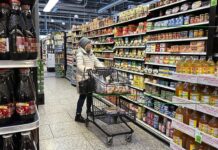 Российские эмигранты поделились опытом адаптации к ценам в США e4c1feda-99f7-4480-9ef8-f036cb50c004-67e508cf