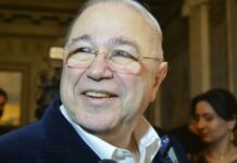 Таролог раскрыла светлые планы Петросяна после визита в клинику ff011860-53bb-430d-a319-dfe55b90e985-67dbc96d