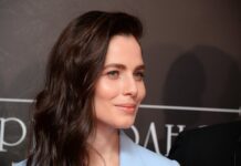 Искра творчества в мире кинематографа 056687d8-463e-4603-b2fa-5cd6884c7123-6805c98e