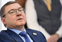 Якушев встретился с матерями погибших военных — как спецоперация станет частью истории 4c6b578e-5484-40ab-b8fe-2ac0b551a3f4-6807e6ea