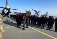 8282b720-c8d7-44ce-a4a7-f98234fe7723-67ff2b93