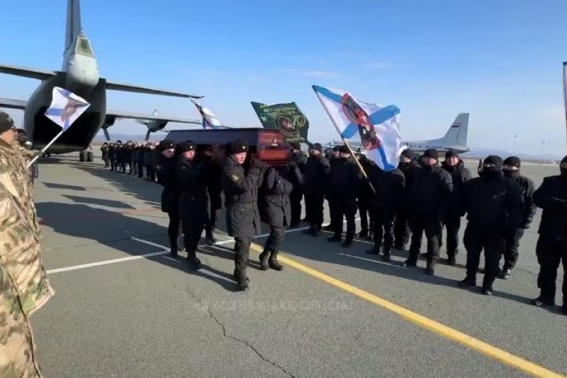 Встреча погибших земляков в Приморье Из видео, опубликованного главой Приморья Олегом Кожемяко