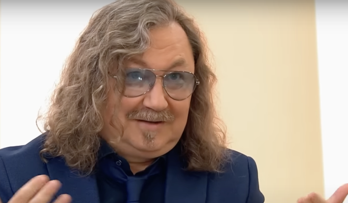 Игорь Николаев судится с продавцами сувениров