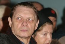 Память о великом артисте Эдуарде Хиле живет в сердцах поклонников a4b83551-be85-47e6-b9af-5286ff3b9908-67f5acb6