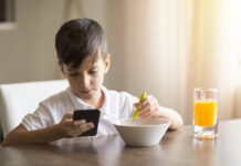 Современные правила здорового питания детей за столом b89c9190-d244-4eb8-ae24-3cb1077bbdf7-67f94fd7