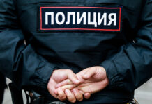 Оперативное задержание преступников в Дагестане SaintPetersburgRussia-20210823-PicketsForWomensRights