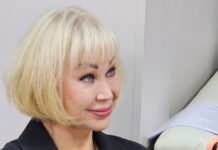 Бывшая жена Кончаловского раскрыла местонахождение дочери byvshaya zhena konchalovskogo raskryla mestonahozhdenie docheri-politgolos-ru-174053961700-0