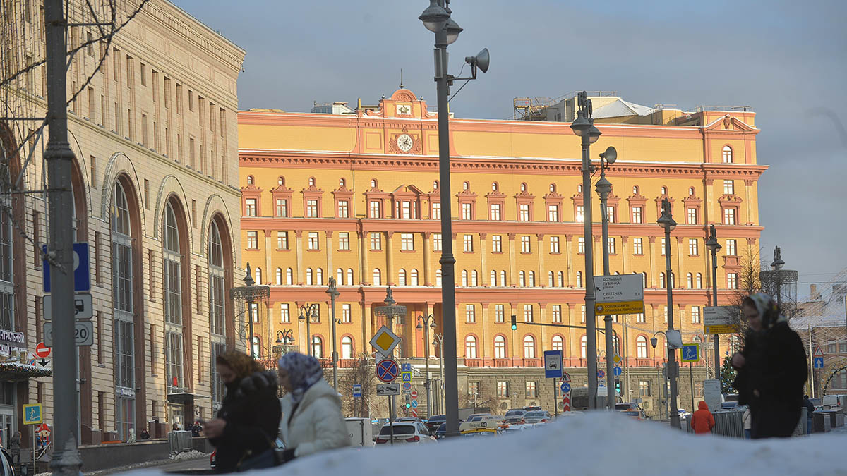 ФСБ: Украинец от имени россиян шовинистически высказывался об узбеках на YouTube