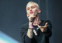 Даня Милохин готовится к поединку с братом Хабиба Нурмагомедова danya milohin gotovitsya k poedinku s bratom habiba nurmagomedova-politgolos-ru-174023368900-0