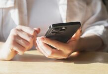 Москвичке предложили необычный промокод после посещения кафе e4f0006e-f23c-42fe-a055-dc3df50f4f7d-68064bf0