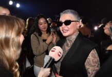 Неожиданный союз двух поколений музыки fa01bfcc-40eb-493b-9afd-c9218a03d30c-67fcf0c2