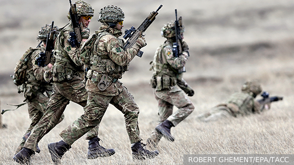 Bloomberg: Франция ожидает военной поддержки США в поддержании мира на Украине