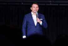 polskij politik vzorval skandal vokrug lvovskogo muzeya-politgolos-ru-174065095500-0