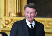 Трамп восхищается преданностью Гретцки Канаде и видит потенциал в единстве наций tramp voshishhaetsya predannostyu gretczki kanade i vidit potenczial v edinstve naczij-politgolos-ru-174074183000-0