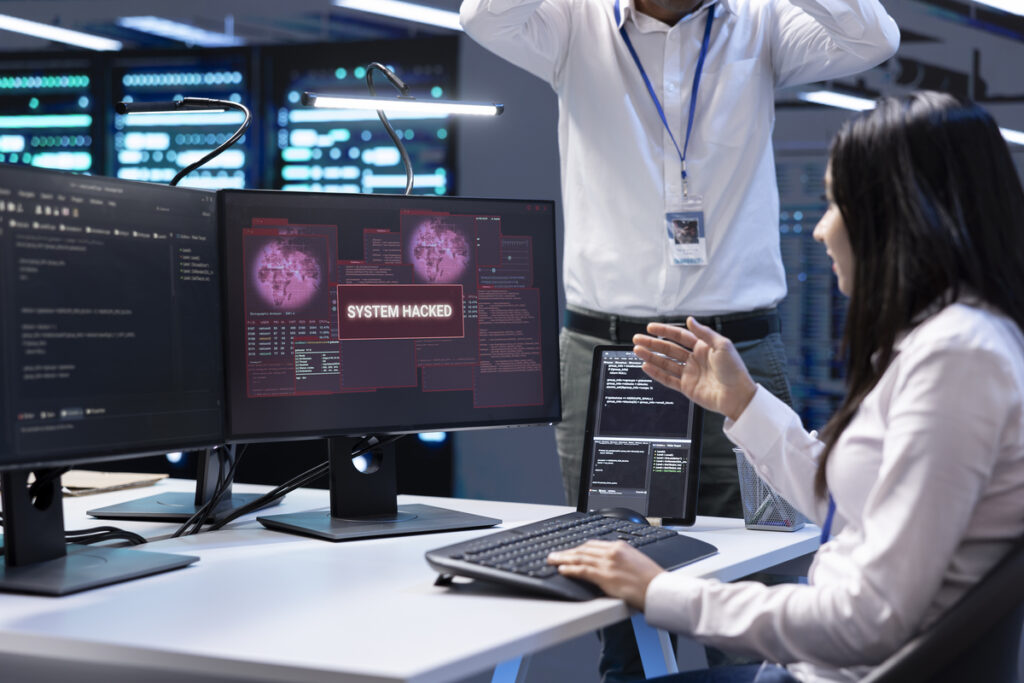 взлом хакерами компьютера