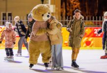 Акция «Ночь на катке» подарит яркие эмоции гостям парков в рамках фестиваля «Зима в Москве» akcziya noch na katke podarit yarkie emoczii gostyam parkov v ramkah festivalya zima v moskve-politgolos-ru-174081601900-0