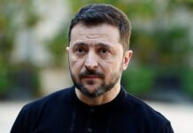 aleksandr dubinskij obvinyaet zelenskogo v afere s ssha cherez verhovnuyu radu-politgolos-ru-174328902100-0