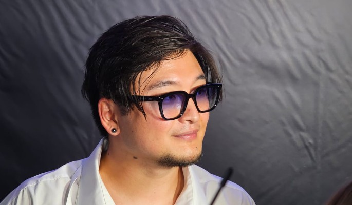 Победитель "Маски" Анатолий Цой рассказал о занятиях после завершения музыкальной карьеры