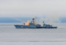 Артиллерийские стрельбы ТОФ в заливе Петра Великого с АК-176 и АК-630М artillerijskie strelby tof v zalive petra velikogo s ak176 i ak630m-politgolos-ru-174267231900-0