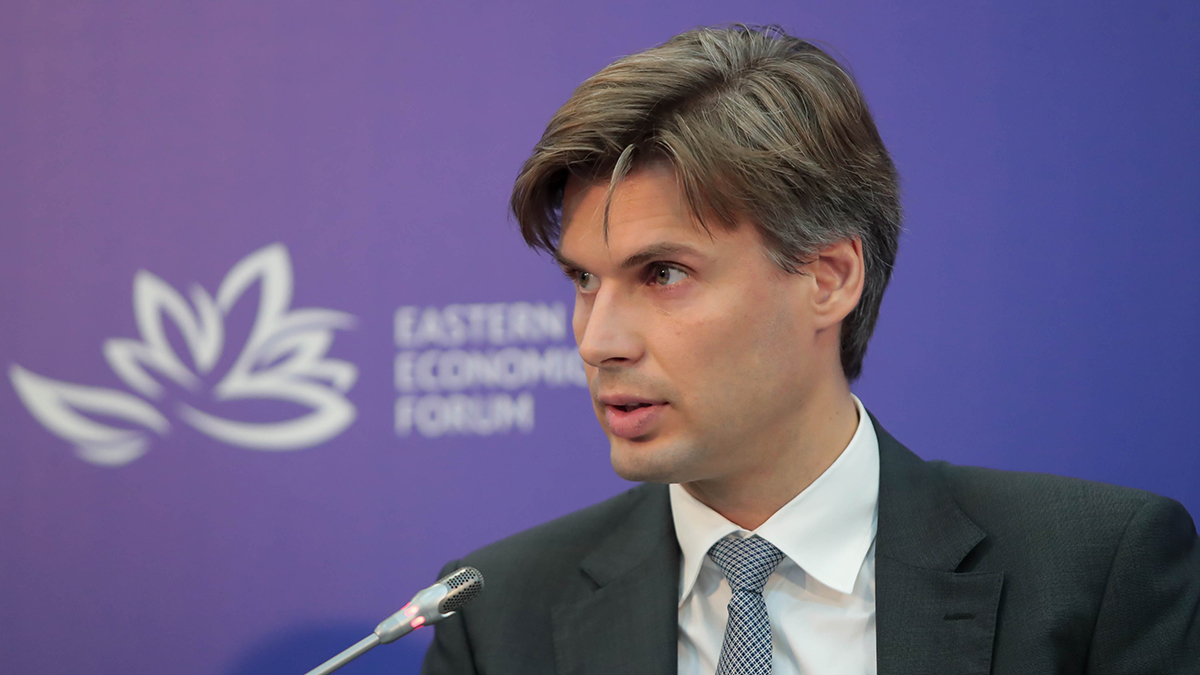 Глава Роскосмоса Баканов оценил слухи о своей популярности среди женщин