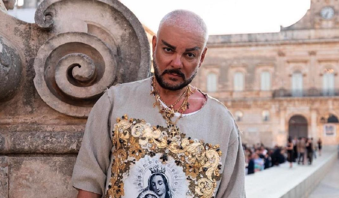 Эксперт призвал допустившего серьезную ошибку Киркорова срочно спасать руки