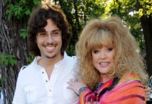 Галкин и Пугачева в центре споров из-за откровенного кадра galkin i pugacheva v czentre sporov izza otkrovennogo kadra-politgolos-ru-174130142200-0