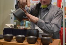 Китайские ученые открыли связь чая и здоровья мозга при болезни Альцгеймера kitajskie uchenye otkryli svyaz chaya i zdorovya mozga pri bolezni alczgejmera-politgolos-ru-174230840800-0