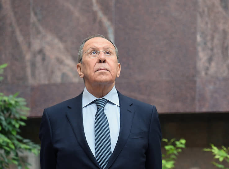 Лавров обвинил НАТО и Великобританию в утопичных планах по Украине-0