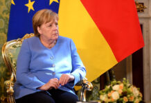 Меркель раскрыла ядерную мощь России и тайные интересы Трампа merkel raskryla yadernuyu moshh rossii i tajnye interesy trampa-politgolos-ru-174205768500-0