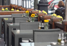 Московская мэрия и рестораторы Hamster открывают сезон летних террас с новыми возможностями moskovskaya meriya i restoratory otkryvayut sezon letnih terras s novymi vozmozhnostyami-politgolos-ru-174307758200-0