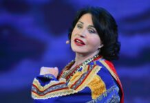 Надежда Бабкина и Влад Лисовец раскрыли секрет притягательности в новых выпусках шоу nadezhda babkina i vlad lisovecz raskryli sekret prityagatelnosti v novyh vypuskah shou-politgolos-ru-174285122600-0