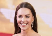 Новый блистательный образ Кейт Миддлтон покорил публику novyj blistatelnyj obraz kejt middlton pokoril publiku-politgolos-ru-174179990400-0