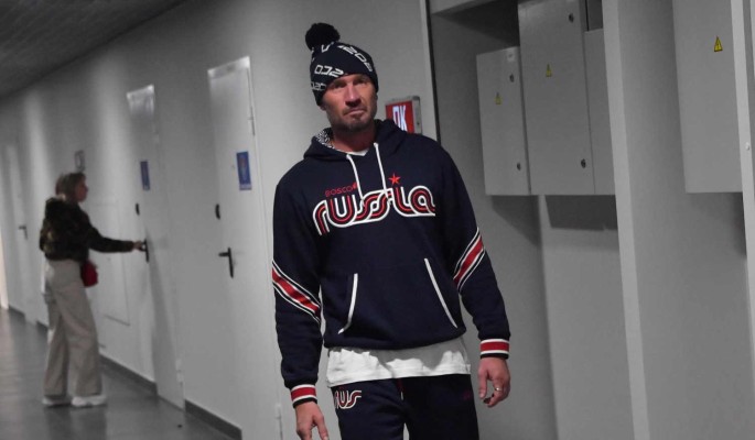 У Костомарова возникли проблемы с сердцем и сосудами