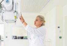 Сергей Собянин открыл современную детскую поликлинику №110 в Южном Медведково sergej sobyanin otkryl sovremennuyu detskuyu polikliniku 110 v yuzhnom medvedkovo-politgolos-ru-174230932100-0