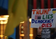 США и Украина на грани срыва сделки Владимир Зеленский назвал условия неприемлемыми ssha i ukraina na grani sryva sdelki vladimir zelenskij nazval usloviya nepriemlemymi-politgolos-ru-174323102700-0