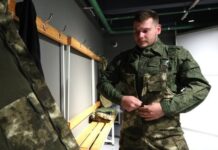 В Москве открыли горячую линию для желающих поступить на военную службу по контракту v moskve otkryli goryachuyu liniyu dlya zhelayushhih postupit na voennuyu sluzhbu po kontraktu-politgolos-ru-174121624800-0