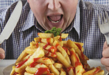 Валерия Мошняцкая и Владимир Менделевич о решении проблем переедания и стресса в ЕМС valeriya moshnyaczkaya i vladimir mendelevich o reshenii problem pereedaniya i stressa v ems-politgolos-ru-174301436100-0