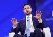 Вэнс бросил вызов Европе в вопросе о Зеленском vens brosil vyzov evrope v voprose o zelenskom-politgolos-ru-174105799000-0