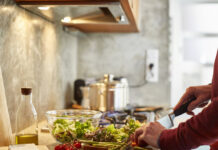 Врач Серёжина рекомендует аллергикам уделить внимание питанию весной vrach seryozhina rekomenduet allergikam udelit vnimanie pitaniyu vesnoj-politgolos-ru-174180330000-0