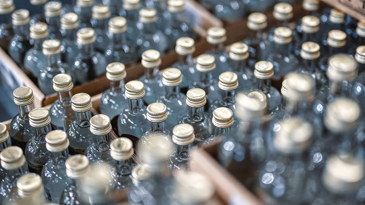 Эксперт рассказал россиянам о допустимой дозе водки