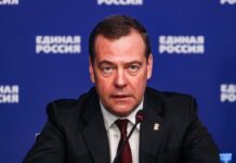 dmitrij medvedev i vitalij milonov v yarostnoj oborone ovechkina protiv gasheka-politgolos-ru-174398494000-0