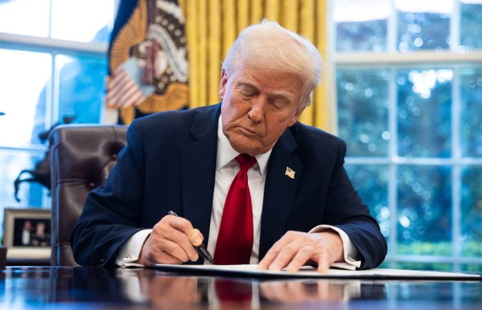 США вводят пошлины в 25% на произведенные за пределами страны автомобили