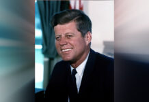 Джин Диксон и Матрона Московская о будущем России - вызовы 2025 и путь к единству dzhin dikson i matrona moskovskaya o budushhem rossii vyzovy 2025 i put k edinstvu-politgolos-ru-174491712200-0