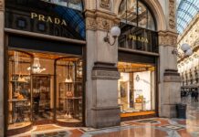 i  obedinyayutsya v sdelke na 14 mlrd pri podderzhke  -politgolos-ru-174429332700-0