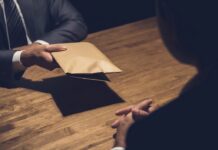 Кристиан Бюгер и НАТО изучают причины повреждения кабелей Балтики у Островов Кука kristian byuger i nato izuchayut prichiny povrezhdeniya kabelej baltiki u ostrovov kuka-politgolos-ru-174402824900-0