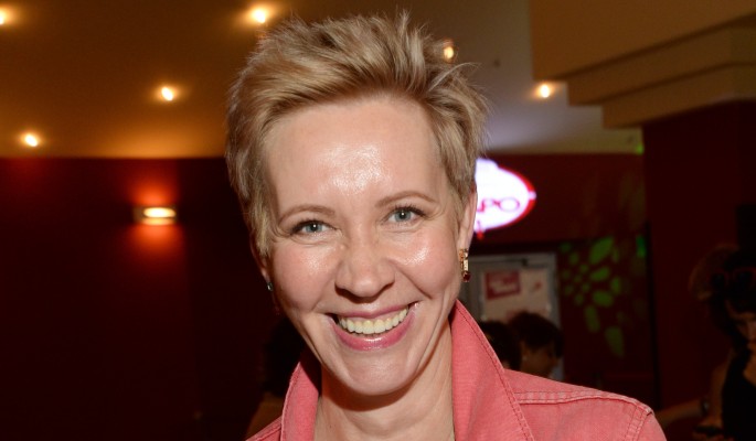 Свинтившая за бугор Лазарева намылилась обратно: Я малообразованный человек