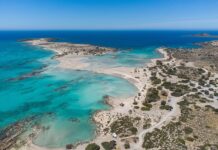 Лучшие пляжи планеты — Элафониси, Eagle Beach и другие райские уголки luchshie plyazhi planety elafonisi i drugie rajskie ugolki-politgolos-ru-174481695100-0