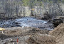 Мужество военных США в Литве при эвакуации M88 Hercules из болота muzhestvo voennyh ssha v litve pri evakuaczii 88 iz bolota-politgolos-ru-174358274000-0