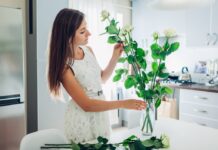 Пасхальная уборка в Чистый четверг - 5 шагов к гармонии в доме pashalnaya uborka v chistyj chetverg 5 shagov k garmonii v dome-politgolos-ru-174487769600-0